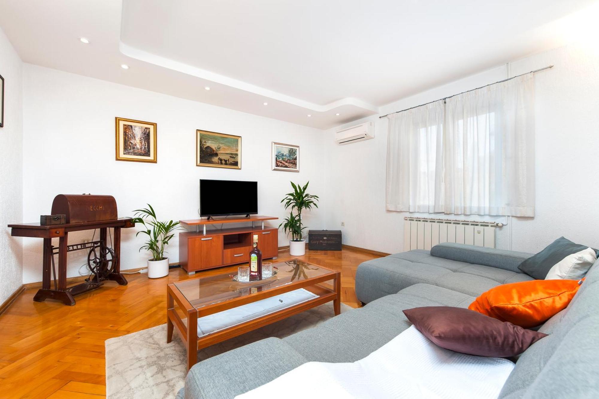 Carmelo Apartament