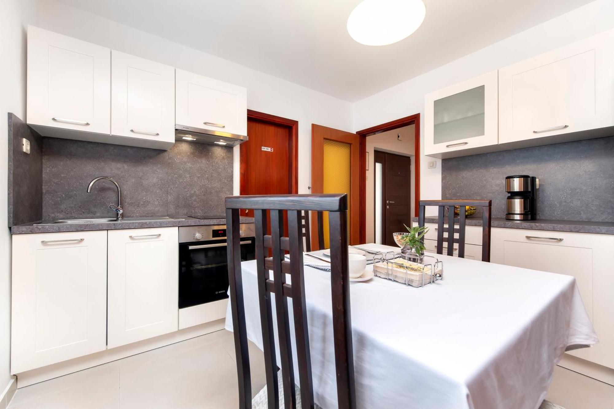 Carmelo Apartament *